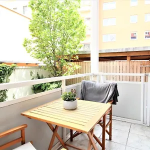 ➤private - Heart Of Downtown With Terrace Wurzburg